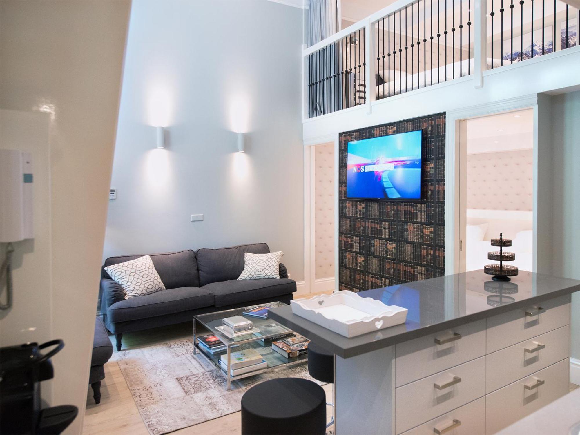 Bizstay Park Central Apartments L'Aia Esterno foto